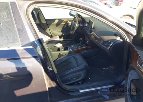 2013 Audi A6 3.0T Premium z USA, uszkodzony, nr VIN WAUHGAFC7DN119319